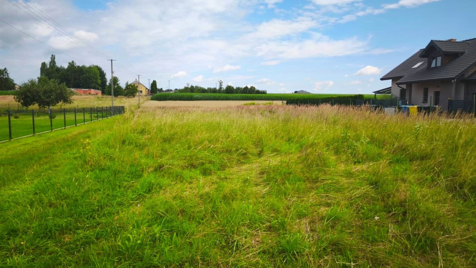 Działka na sprzedaż