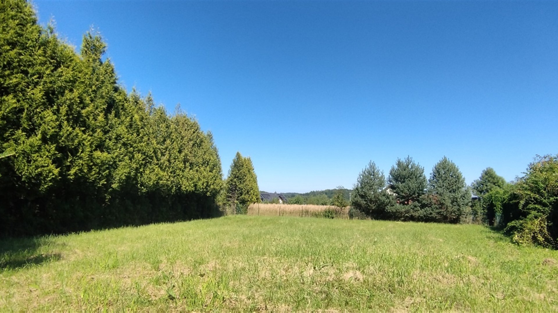 Działka na sprzedaż