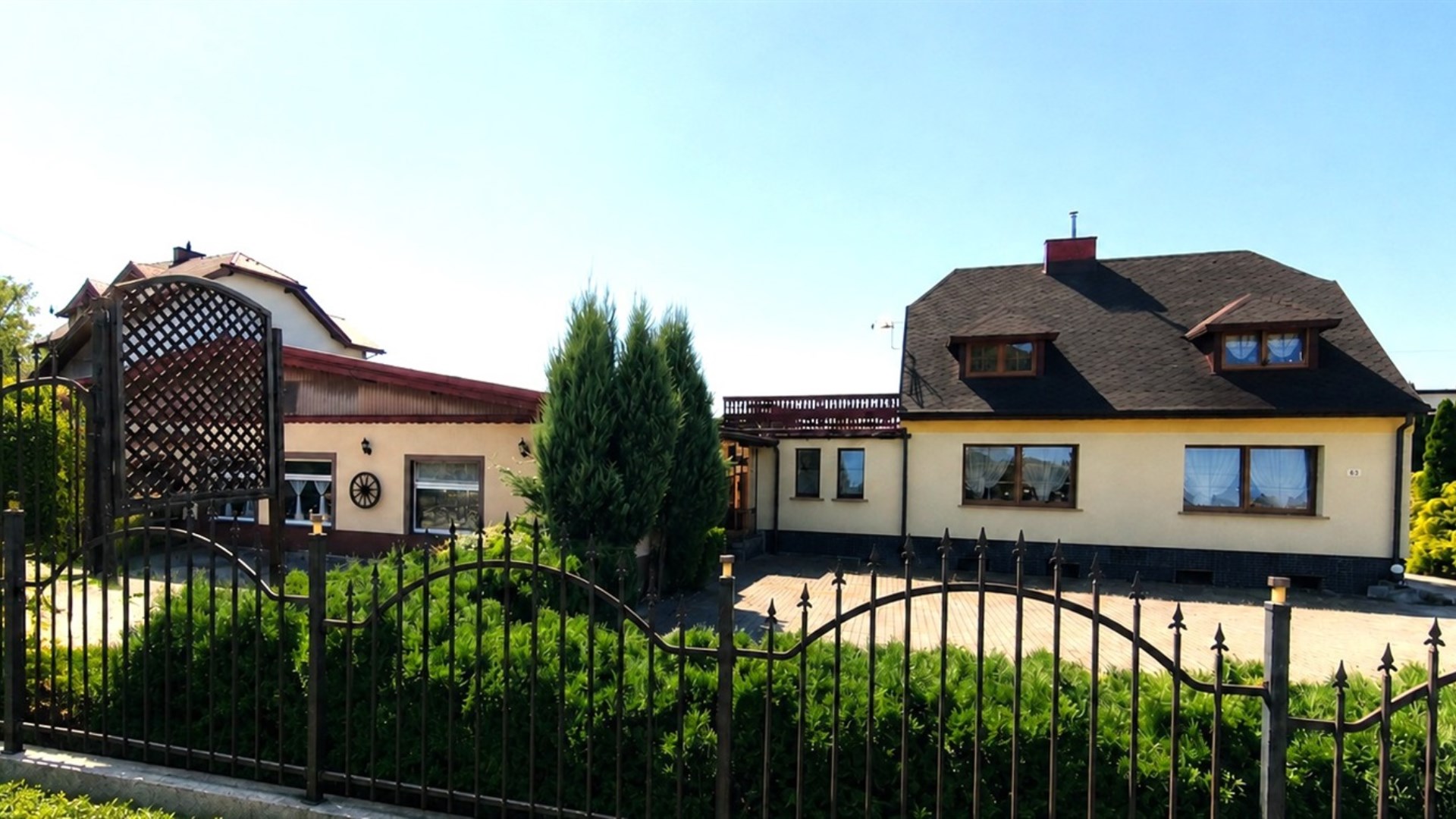 Dom na sprzedaż